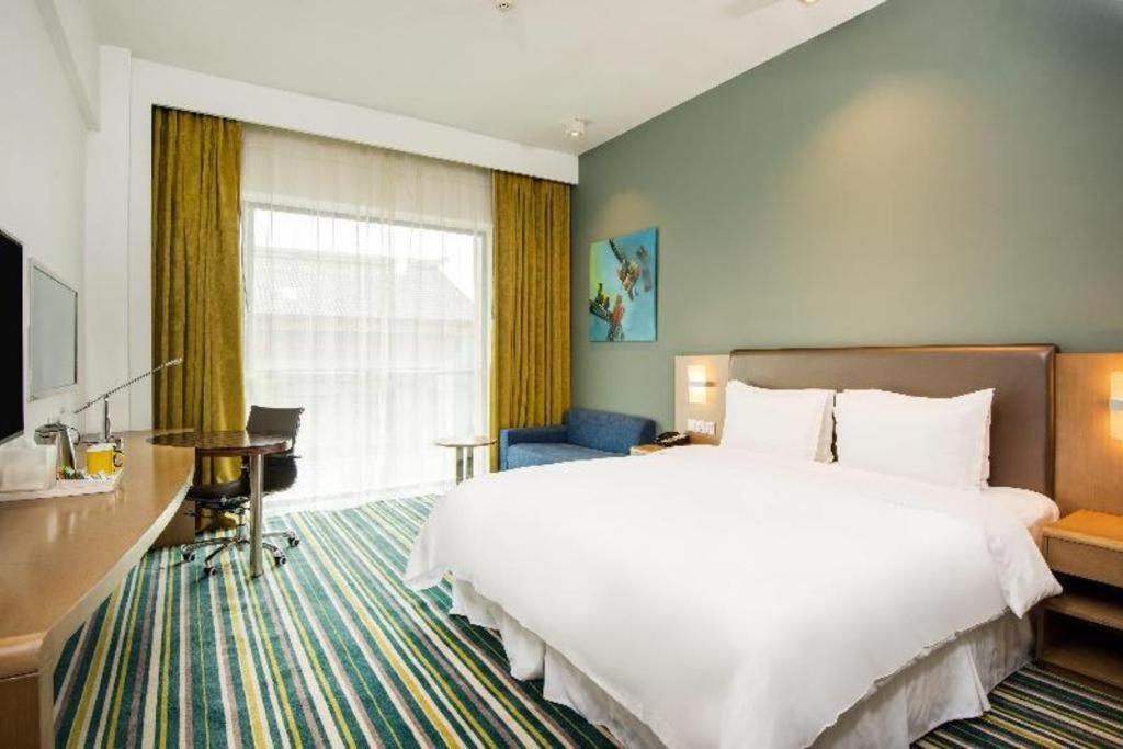Holiday Inn Express Dujiangyan Ancient City Exteriér fotografie